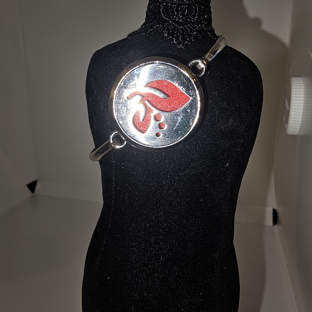 Silver and Red Leaf Scent Bracelet